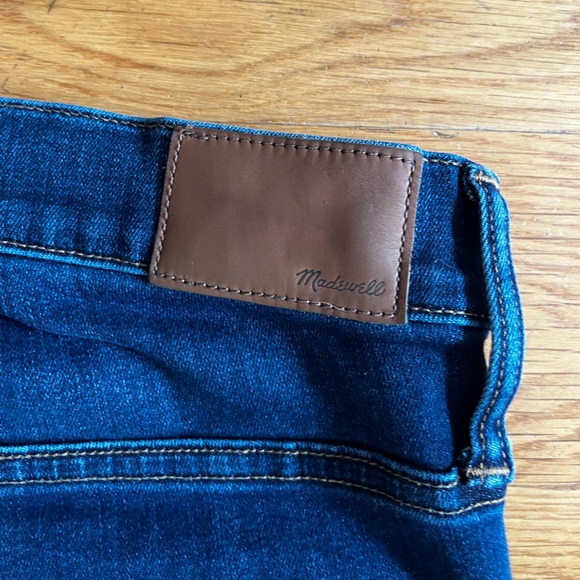 MADEWELL 10” High-Rise Skinny Jeans, Size 35 - Picture 3 of 5